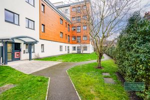 Photo 18- click for photo gallery